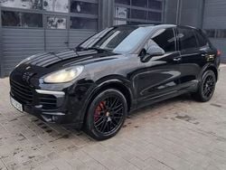 Negru Utilizat 2017 Porsche Cayenne Platinum Edition SUV | 25.900 EUR (Preț bun)