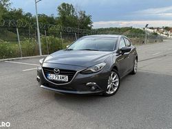 Gri Utilizat 2015 Mazda 3 Hatchback | 7.000 EUR (Super Preț)