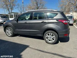 Gri Utilizat 2016 Ford Kuga SUV | 10.900 EUR (Preț bun)