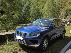 Albastru Utilizat 2015 VW Touareg SUV | 21.000 EUR (Preț OK)
