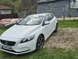 Utilizat 2016 Volvo V40 Break | 8.900 EUR (Preț OK)
