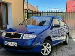 Albastru Utilizat 2005 Skoda Fabia Hatchback | 2.050 EUR (Puțin scump)