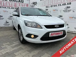 Alb Utilizat 2010 Ford Focus Berlinǎ | 4.990 EUR