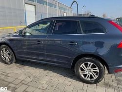 Culoarealbastru Utilizat 2015 Volvo XC60 Kinetic SUV | 13.500 EUR (Preț OK)