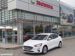 Culoarealb Utilizat 2020 Ford Focus Titanium Berlinǎ | 12.490 EUR (Puțin scump)
