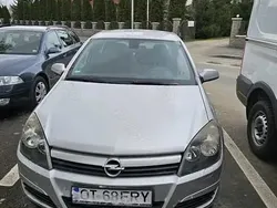 Utilizat 2005 Opel Astra Hatchback | 1.900 EUR (Preț OK)