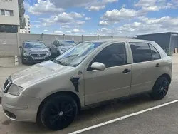 Utilizat 2005 Skoda Fabia Hatchback | 1.700 EUR