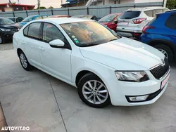 Alb Utilizat 2015 Skoda Octavia Ambition Berlinǎ | 7.900 EUR (Preț OK)