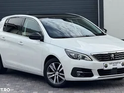 Alb Utilizat 2020 Peugeot 308 Allure Hatchback | 9.399 EUR (Preț OK)