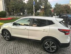 Alb Utilizat 2019 Nissan Qashqai N-Connecta SUV | 13.900 EUR (Preț bun)