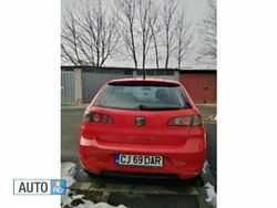 Rosu Utilizat 2006 Seat Ibiza Hatchback | 3.400 EUR