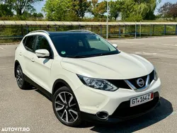 Alb Utilizat 2015 Nissan Qashqai Tekna SUV | 11.200 EUR (Preț OK)