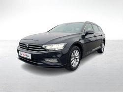 Negru metalic perleffect Utilizat 2022 VW Passat Business Break | 21.890 EUR (Scump)