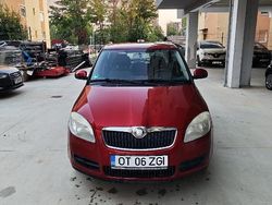Rosu Utilizat 2008 Skoda Fabia Hatchback | 2.250 EUR (Preț OK)