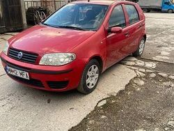 Culoarerosu Utilizat 2004 Fiat Punto Dynamic | 950 EUR