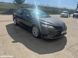 Culoaremaro Utilizat 2020 Toyota Camry Luxury Berlinǎ | 24.900 EUR