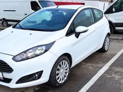 Alb Utilizat 2014 Ford Fiesta Ambiente Hatchback | 4.450 EUR (Scump)