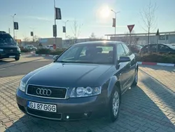 Gri Utilizat 2004 Audi A4 Berlinǎ | 3.599 EUR (Scump)