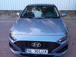 Culoarealbastru Utilizat 2024 Hyundai i30 Hatchback | 20.000 EUR (Puțin scump)