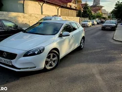 Alb Utilizat 2015 Volvo V40 Momentum Break | 7.900 EUR (Preț OK)