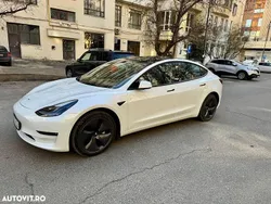 Culoarealb Utilizat 2022 Tesla Model 3 Berlinǎ | 29.486 EUR (Preț OK)