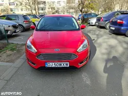 Rosu Utilizat 2015 Ford Focus Titanium Hatchback | 7.200 EUR (Preț OK)