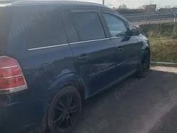 Utilizat 2007 Opel Zafira Monovolum | 3.000 EUR
