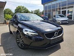 Culoarenegru Utilizat 2019 Volvo V40 Break | 12.990 EUR (Puțin scump)