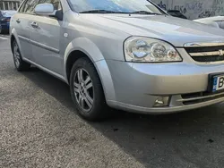 Gri Utilizat 2006 Chevrolet Lacetti Berlinǎ | 2.290 EUR