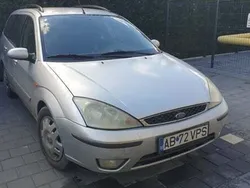 Gri Utilizat 2002 Ford Focus Break | 300 EUR (Super Preț)