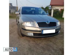 Maro Utilizat 2005 Skoda Octavia Hatchback | 4.900 EUR
