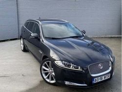 Gri Utilizat 2014 Jaguar XF Premium Luxury Berlinǎ | 7.900 EUR (Preț bun)