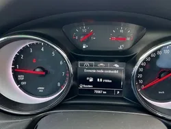 Gri Utilizat 2019 Opel Insignia Edition Berlinǎ | 13.900 EUR (Puțin scump)
