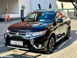 Negru Utilizat 2017 Mitsubishi Outlander P-HEV SUV | 18.600 EUR