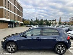 Culoarealbastru Utilizat 2016 VW Golf VII Allstar Hatchback | 9.700 EUR (Super Preț)