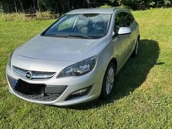 Argintiu Utilizat 2017 Opel Astra Break | 5.449 EUR (Preț bun)
