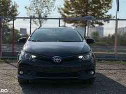 Culoarenegru Utilizat 2018 Toyota Auris Hybrid Break | 12.700 EUR (Puțin scump)