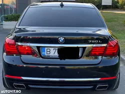 Culoarealte culori Utilizat 2013 BMW 750 Berlinǎ | 6.550 EUR