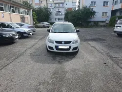 Alb Utilizat 2010 Suzuki SX4 Berlinǎ | 3.850 EUR