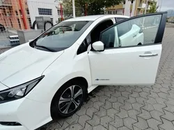Alb Utilizat 2019 Nissan Leaf Tekna Hatchback | 10.900 EUR