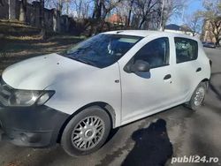 Utilizat 2014 Dacia Sandero Hatchback | 2.500 EUR (Puțin scump)