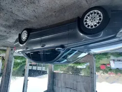 Utilizat 2005 Mercedes 220 Berlinǎ | 3.200 EUR