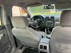 Utilizat 2005 VW Jetta Berlinǎ | 3.300 EUR (Scump)