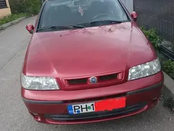 Utilizat 2005 Fiat Albea Berlinǎ | 1.400 EUR