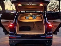 Culoarealbastru Utilizat 2016 Porsche Cayenne SUV | 21.800 EUR