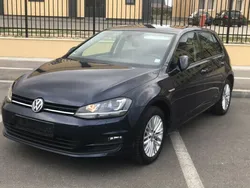 Albastru Utilizat 2014 VW Golf VII Hatchback | 10.550 EUR (Puțin scump)