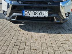 Utilizat 2020 Mitsubishi Outlander SUV | 24.800 EUR