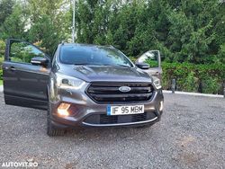 Gri Utilizat 2017 Ford Kuga SUV | 11.950 EUR (Preț OK)