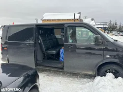 Culoarenegru Utilizat 2009 VW T5 Comfortline Van | 5.880 EUR (Super Preț)