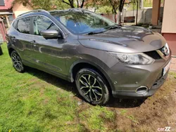 Utilizat 2014 Nissan Qashqai Tekna SUV | 10.850 EUR